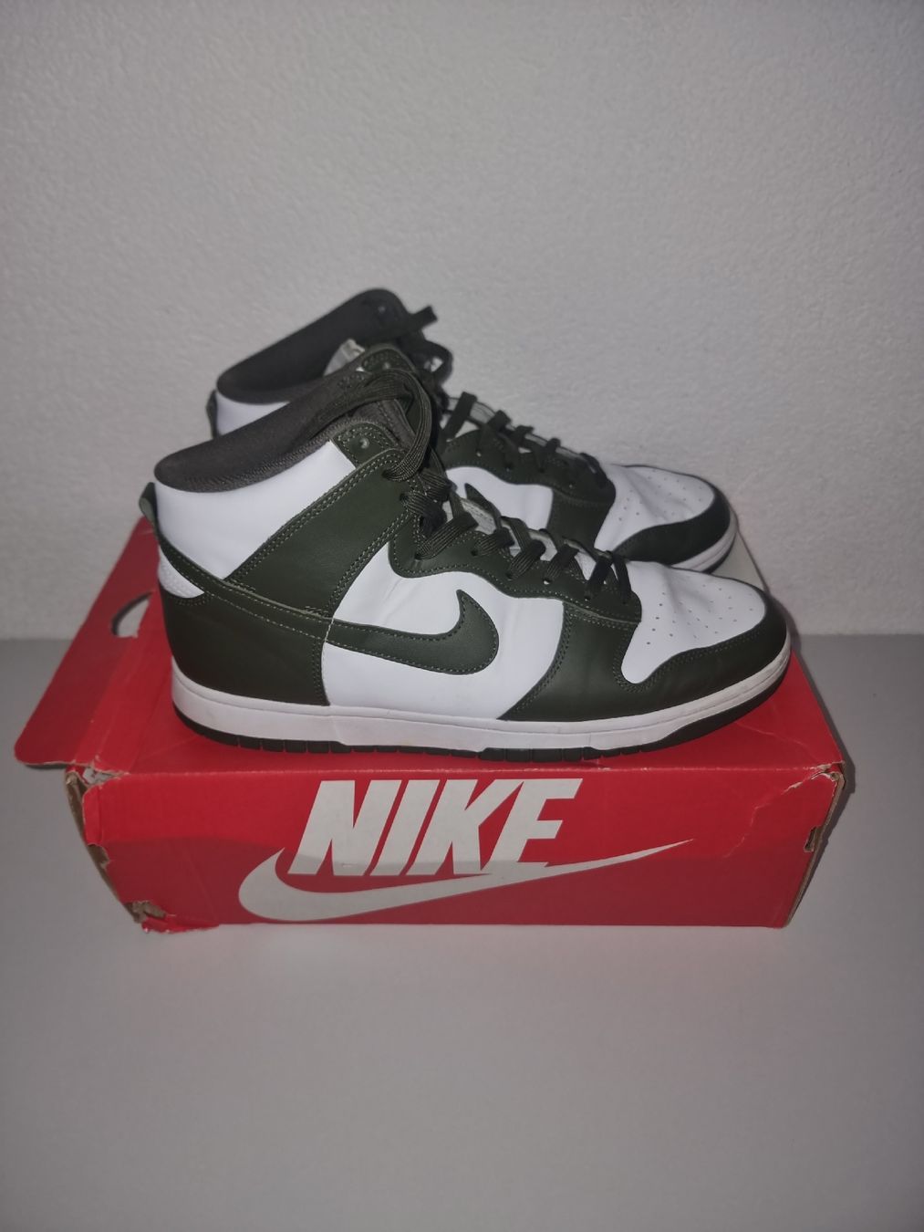 Scarpe da uomo: Nike Dunk High Cargo Khaki – Usato da Othmarsingen venduto da Lucadeleo169