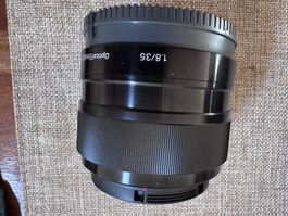 Sony SEL35F18 – 35mm F1.8 Objektiv für APS-C