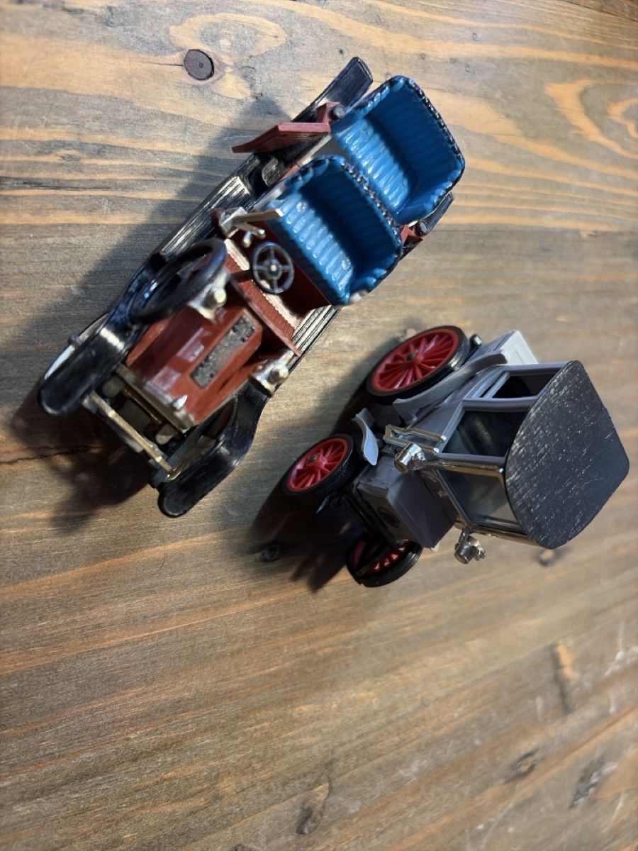 Modellini d'auto: France Minialuxe Modellautos Oldtimer Sammlung  – Usato da Wängi venduto da Tesimo 4