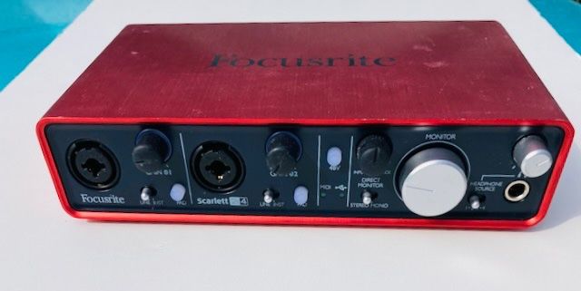 Focusrite Studioequipment: Focusrite Scarlett 2i4 Audio Interface (Macbook M1,iPad,...) – Gebraucht aus Zürich von Bosley1999