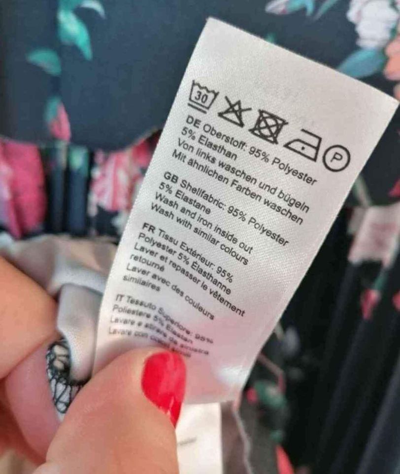 Vestiti: Kleid mit Blumenmuster Gr. 40 / L – Usato da Nänikon venduto da Manta87 4