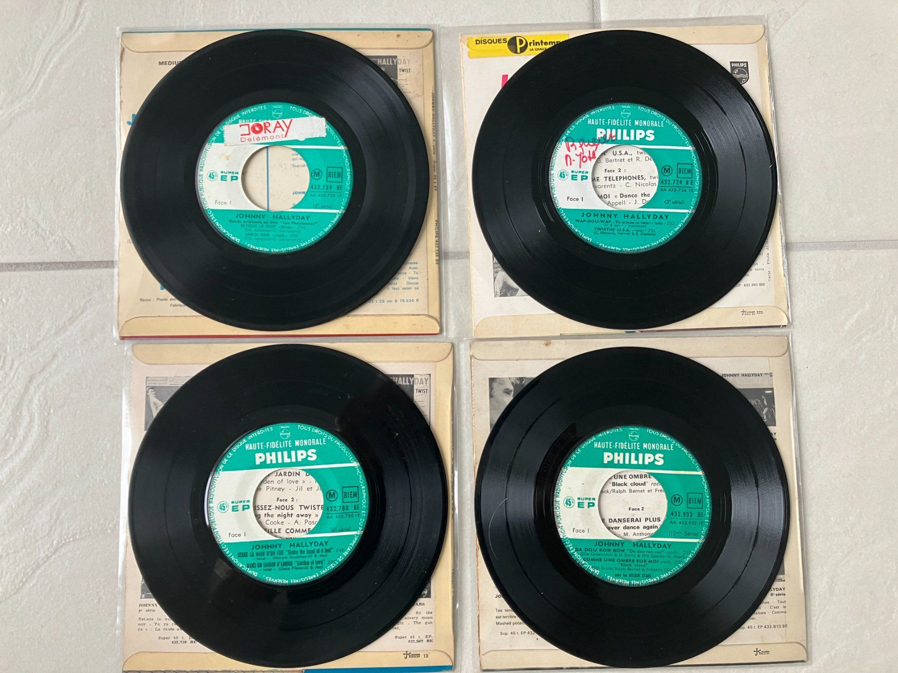Dischi in vinile: JOHNNY HALLYDAY 4 Singles – Usato da Samstagern venduto da Ajole 3