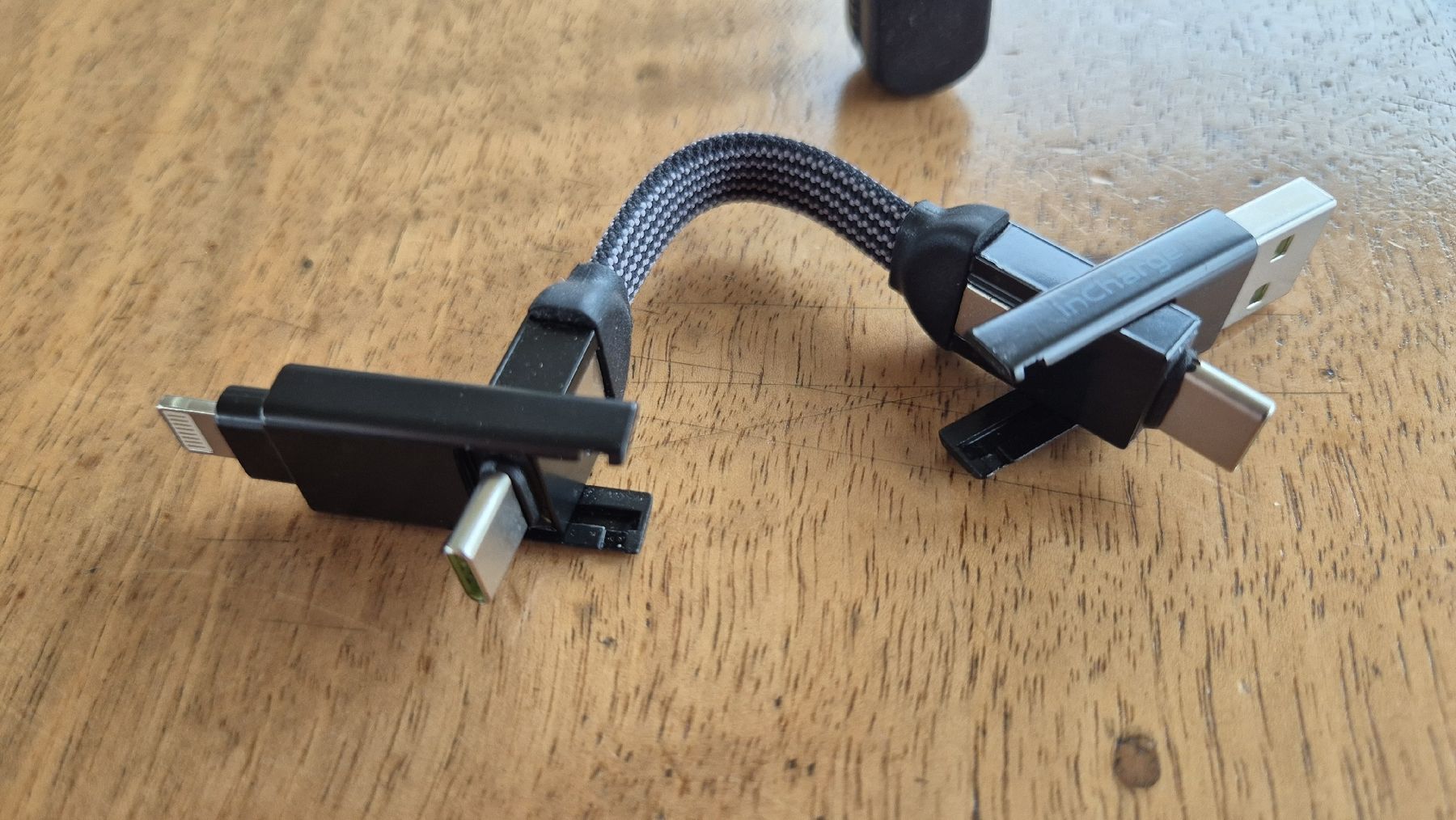 Kabel: rolling square Ladekabel InCharge Multi-Adapter schwarz – Neu (gemäss Beschreibung) aus Küsnacht ZH von Canada-2012