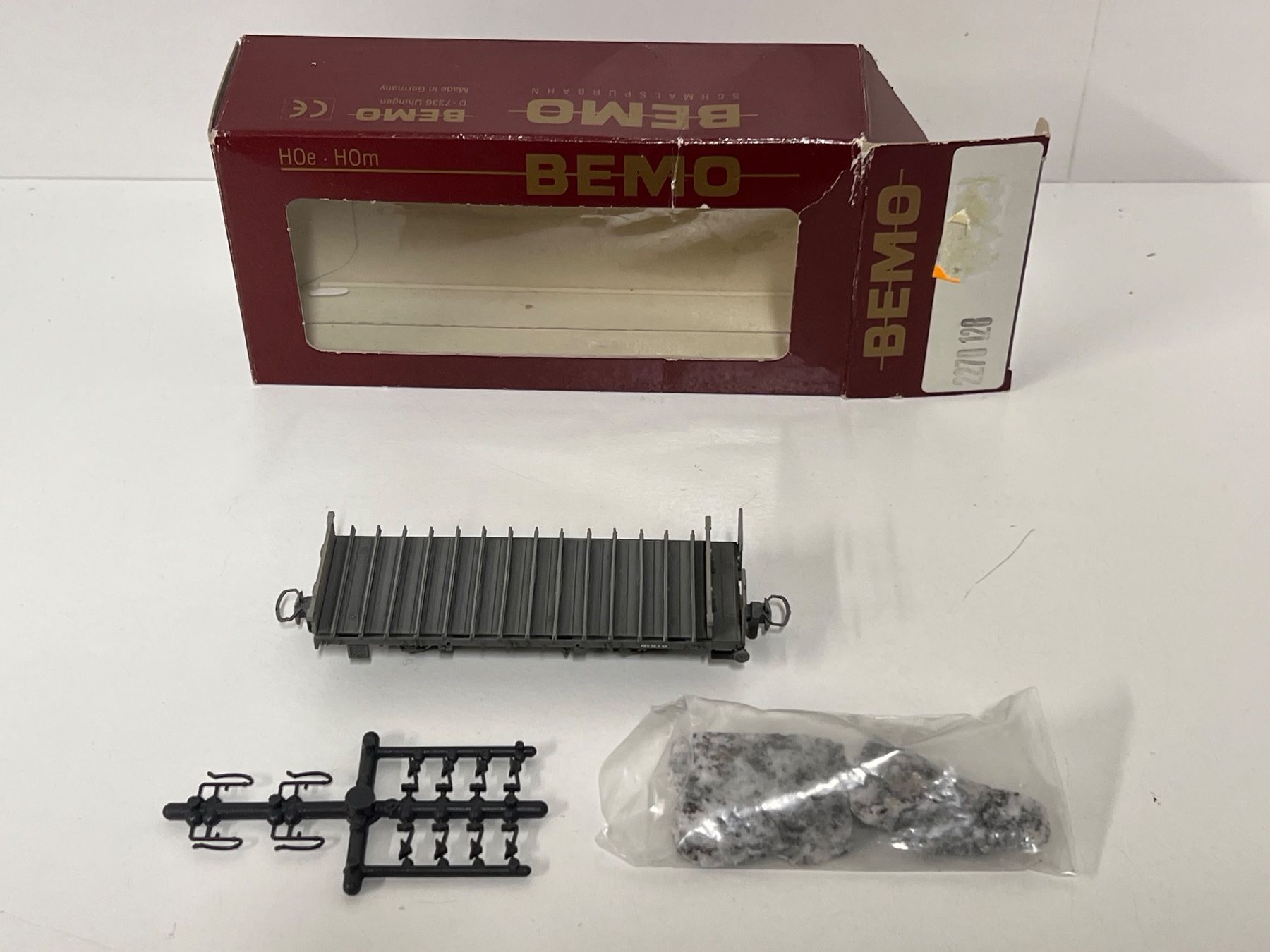 Bemo Modellini di ferrovie: BEMO 2270 128 beladen mit Granit – Nuovo e nell'imballaggio originale da Neuenhof venduto da ludovicco