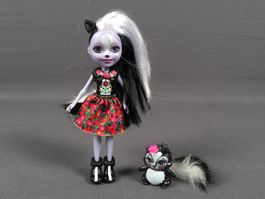MATTEL Enchantimals Stinktiermädchen Sage Skunk