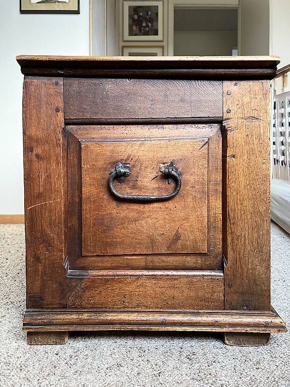 Cassapanche: Antike Holztruhe 1727 - Massivholz – Usato da Sennhof venduto da Johnbest 4
