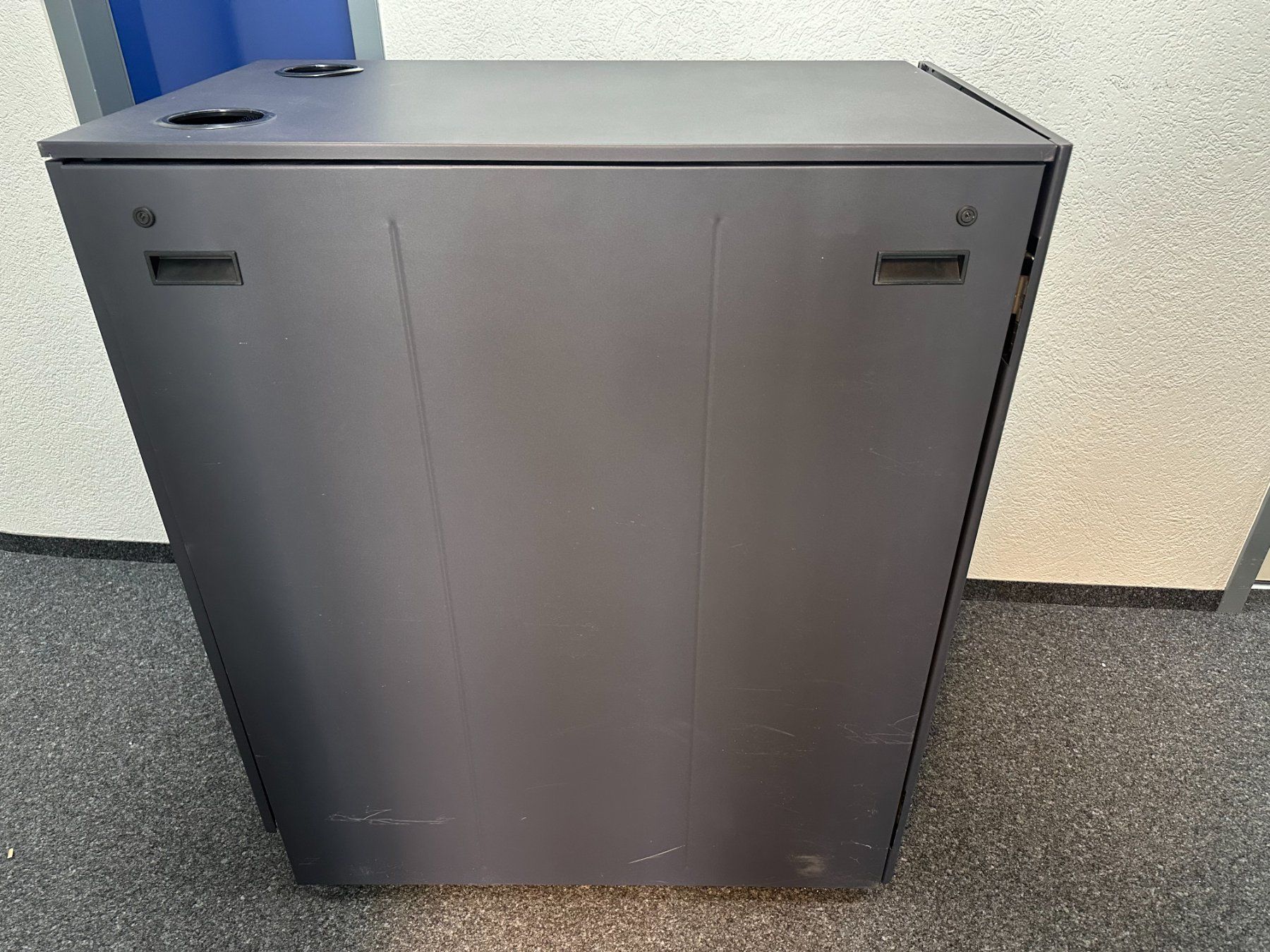 Dell Racks & Ständer: Dell Serverrack 24HE – Gebraucht aus Sins von Yvonneb 1
