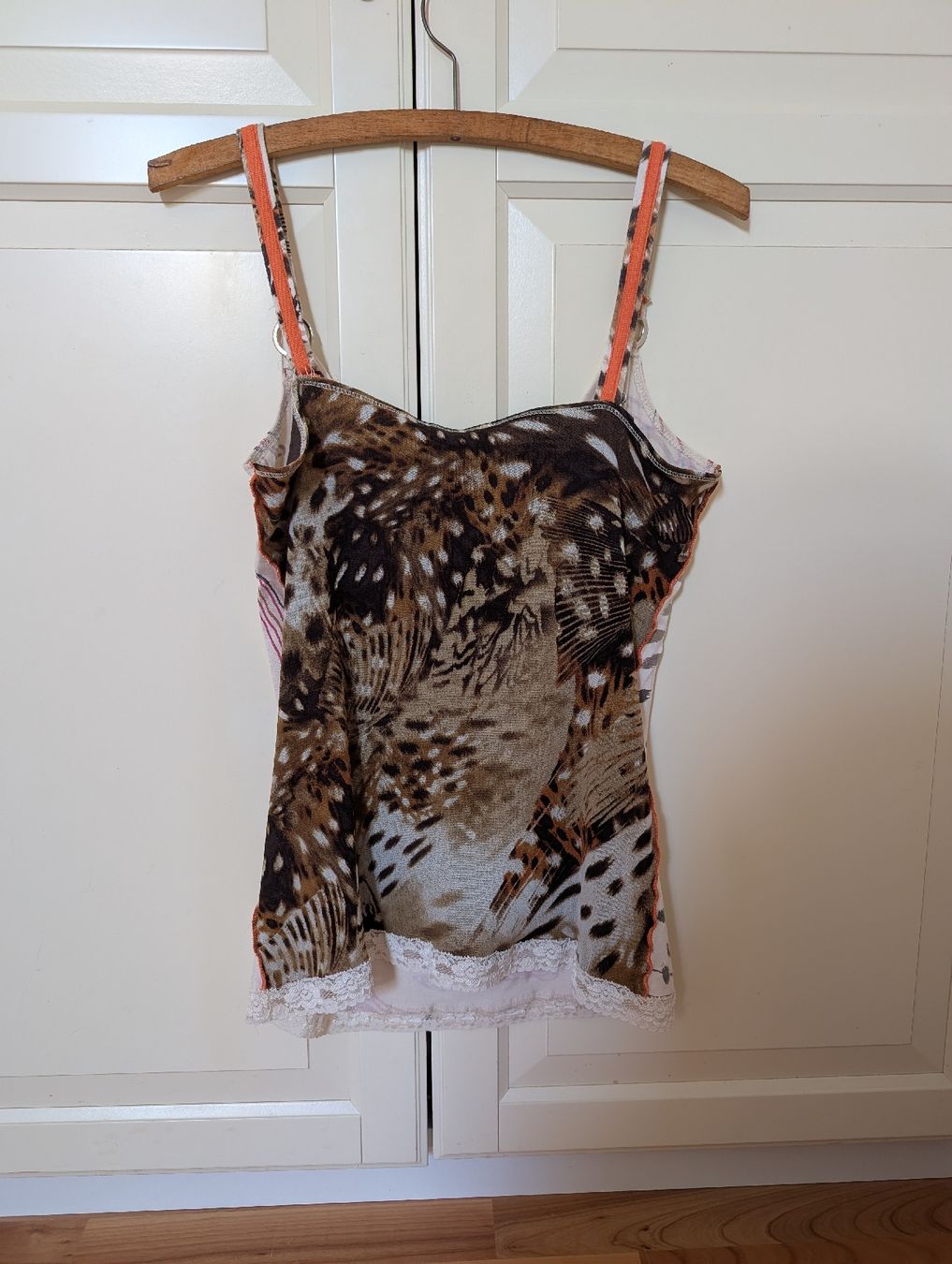 Tops: Top bedruckt Y2K-Style – Gebraucht aus Bärschwil von sch_p7g7 1