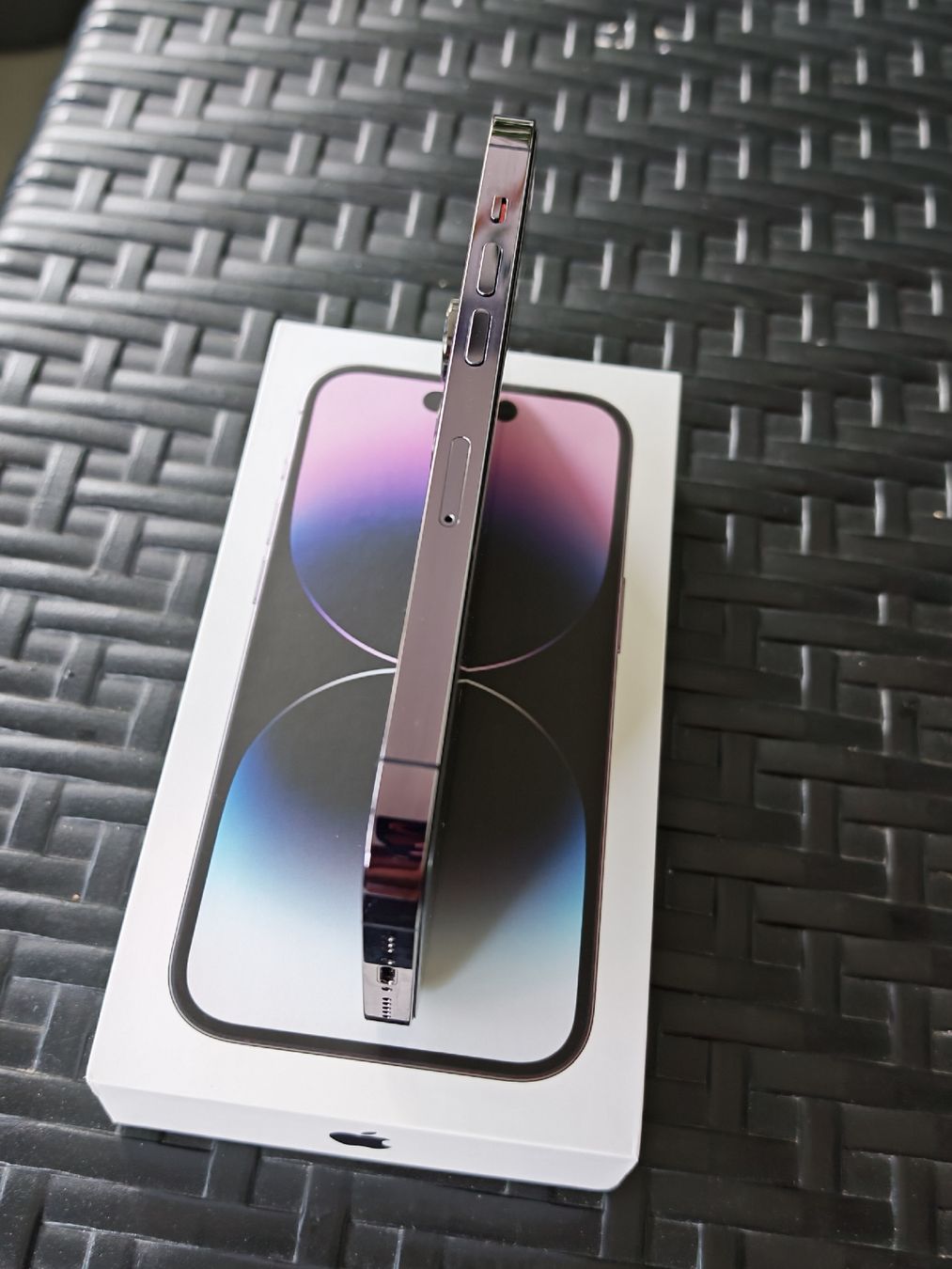 Apple Handys / Smartphones: iPhone 14 Pro 512gb Deep Purple – Gebraucht aus Buchs SG von vic_qf5y 1
