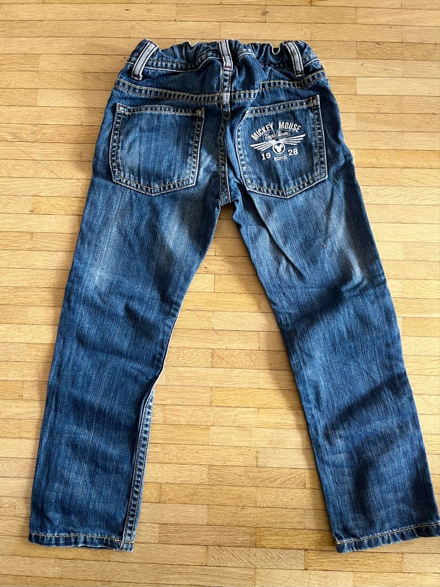 C&A Pantaloni: Kids Jeans mit Mickey Mouse, Gr 110 – Nuovo (secondo la descrizione) da Basel venduto da JJ.Elena 1