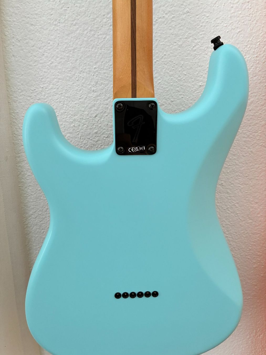 Strumenti musicali: Fender Player II Advanced Stratocaster HSS HT DPB daphne blu – Nuovo (secondo la descrizione) da Eigenthal venduto da raider 2
