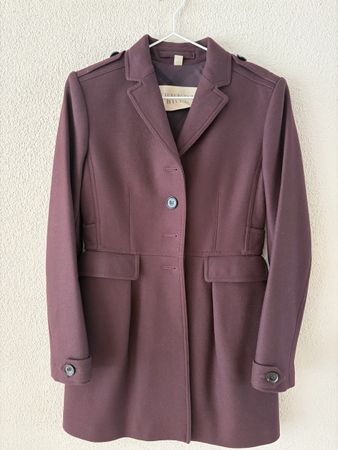 Burberry Brit Mantel aubergine Grösse 36 guter Zustand