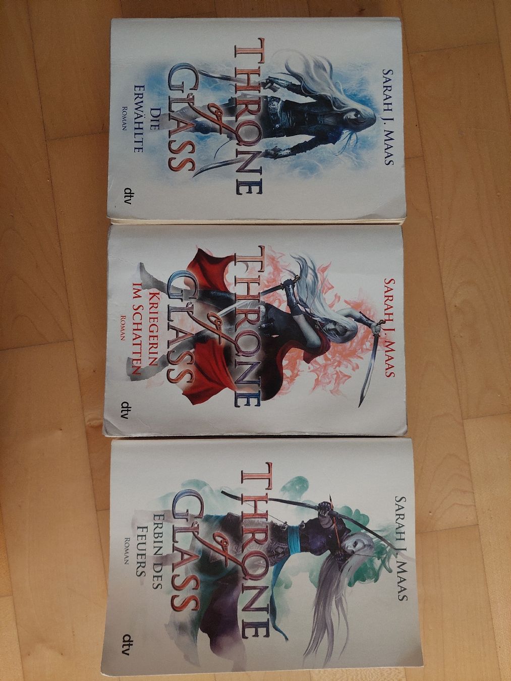 Libri: Throne of Glass 1-3 – Usato da Wetzikon ZH venduto da Daniva0