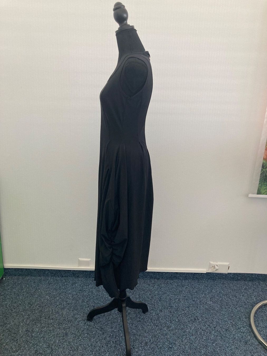High Robes: HIGH Tech, Maxikleid, Gr. 34, schwarz – Neuf (Voir description) à Dübendorf par Blueprint1 1