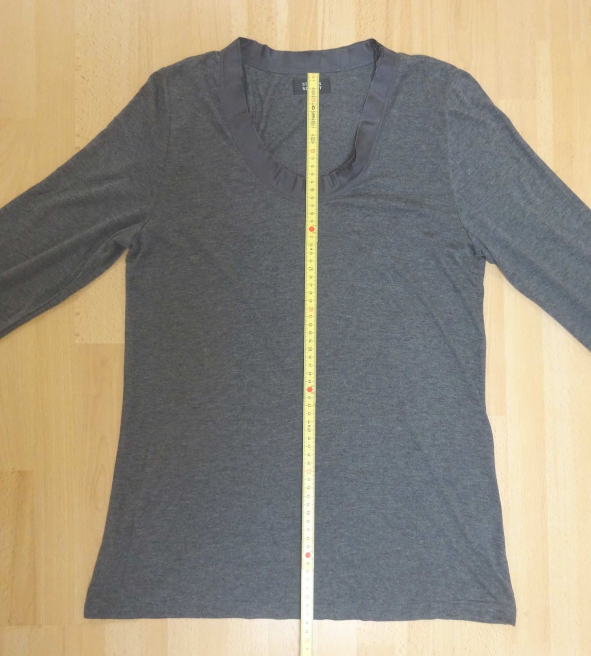 Steffen Schraut T-Shirts: Steffen Schraut - Neues, elastisches Shirt - Grösse 42 – Neu (gemäss Beschreibung) aus Zofingen von Justizia_01 1
