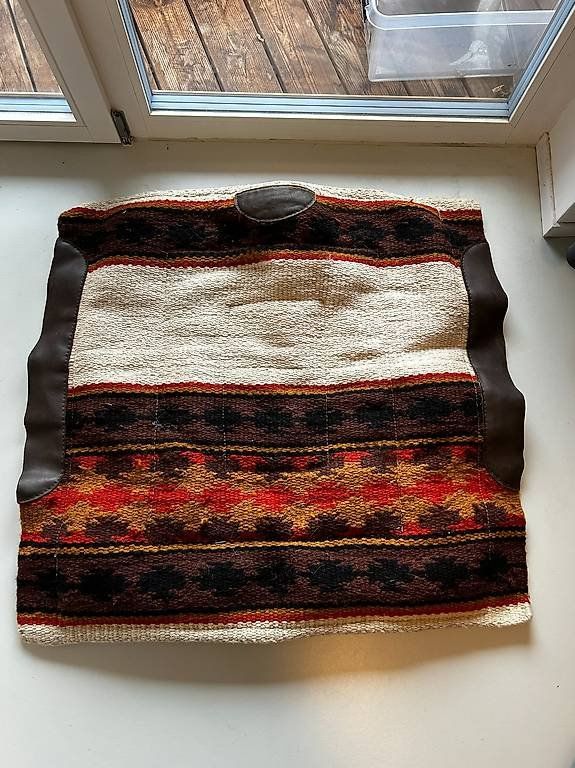 Decken: Westernpad mit Lammfell – Gebraucht aus Zürich von liv_9pnd