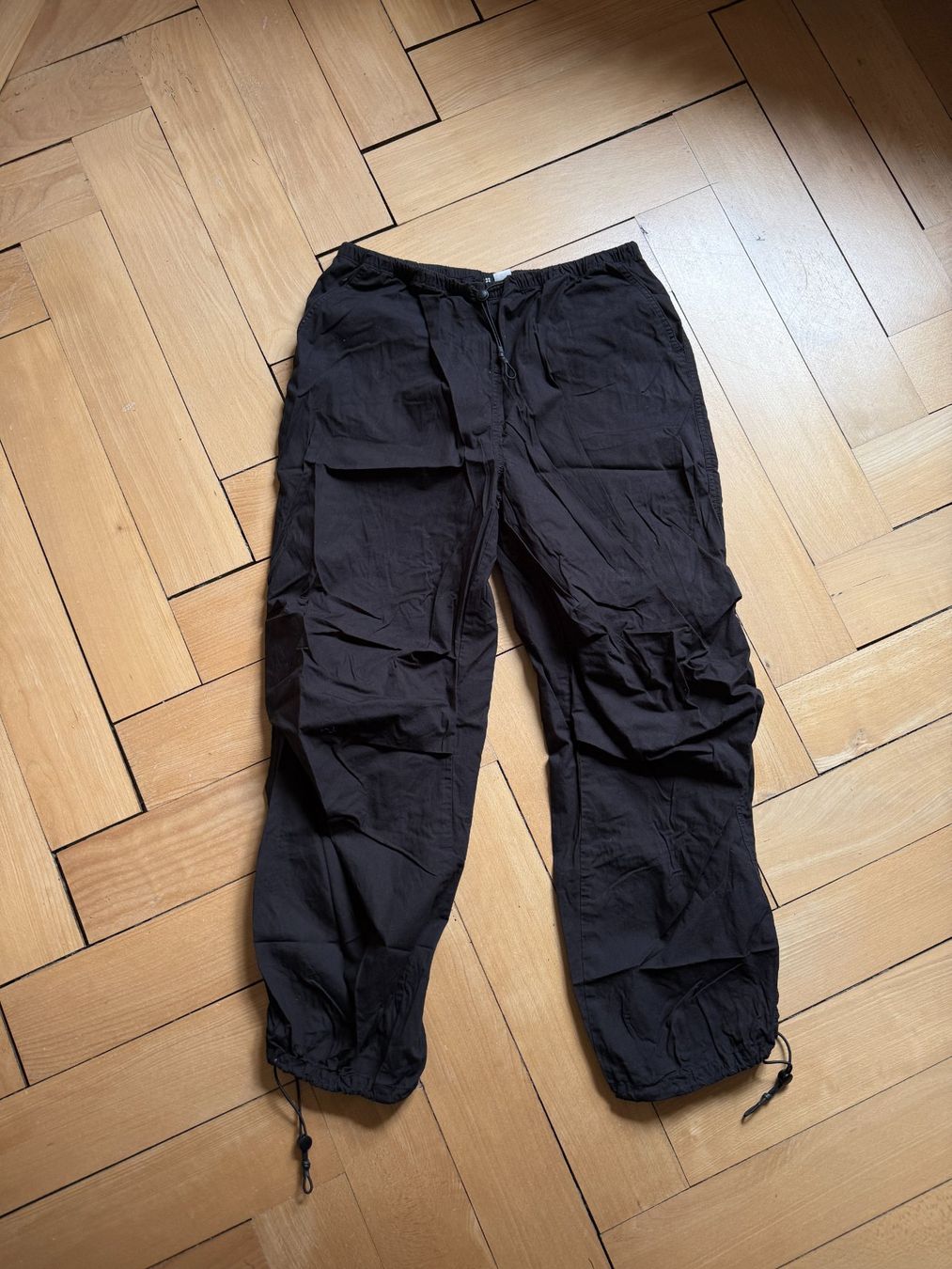 H&M Pantaloni: Track Pants schwarz S – Usato da Zürich venduto da Diazaio
