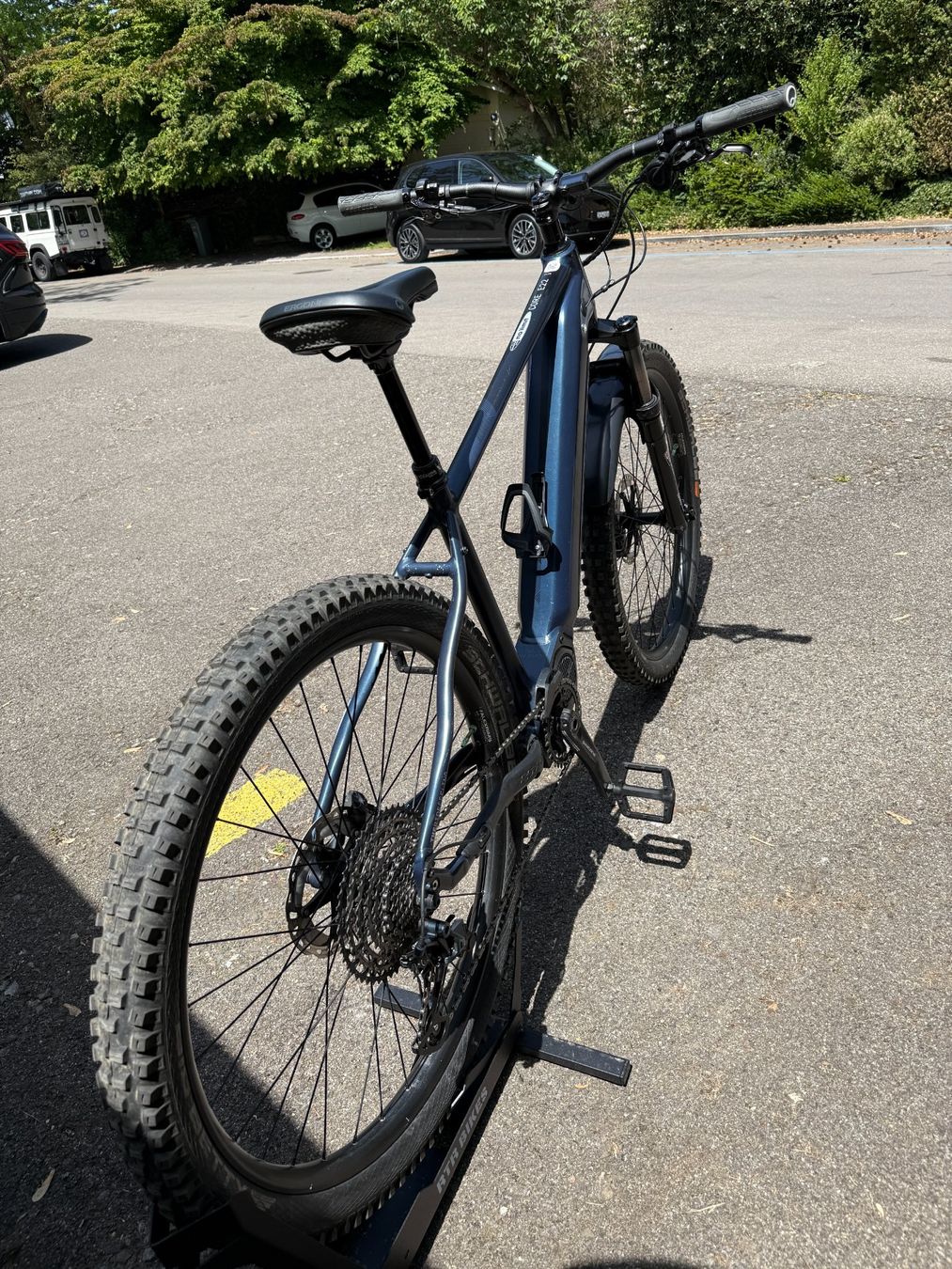 Bixs Biciclette: BIXS Core Herren eMTB in Grösse L (19") – Usato da Zürich venduto da thoscha 1