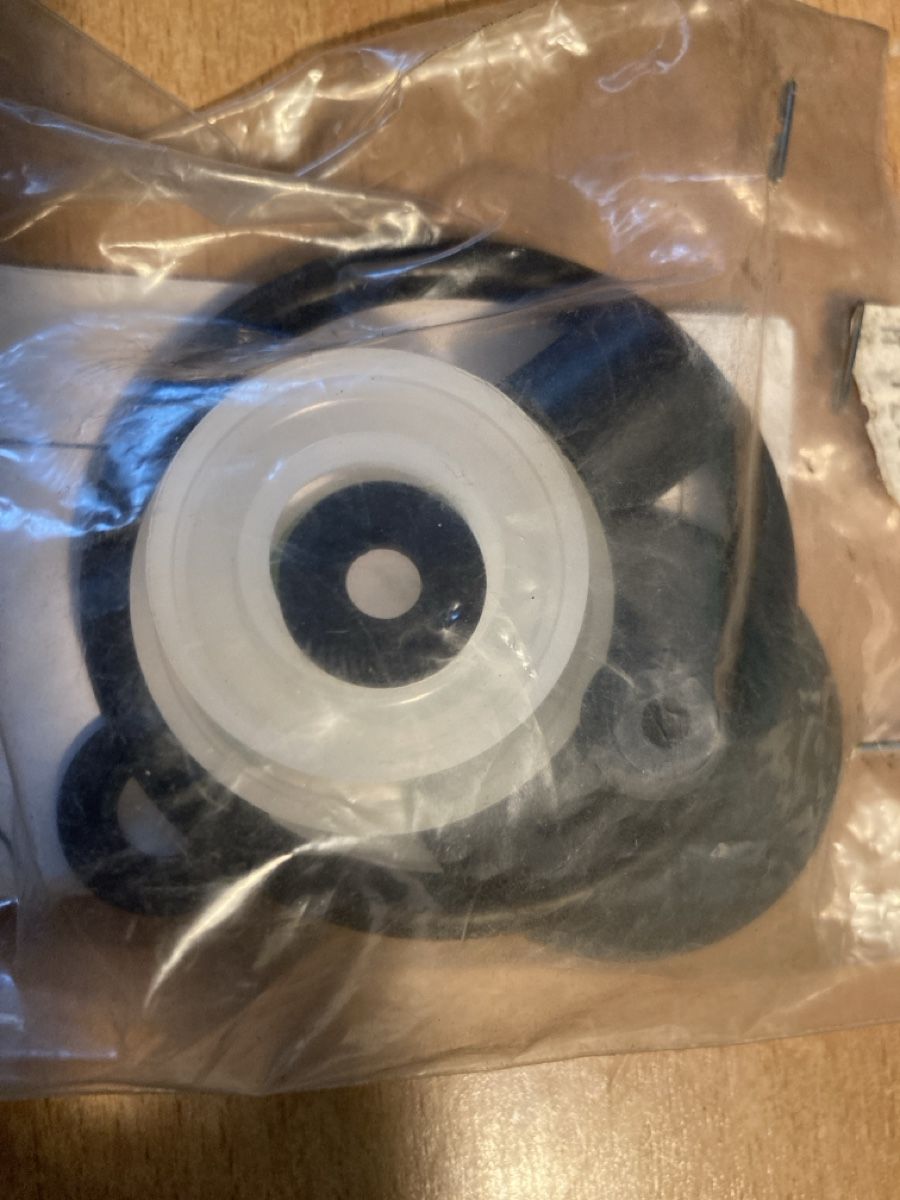 Medizinaltechnik: Birchmeier Reperatursatz zu Druckspeicherspritze – Neu und originalverpackt aus Büren/ So von u.limacher 1
