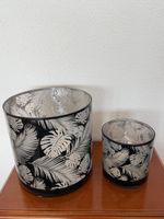 Zwei Glas Windlichter schwarz silber Palmenmuster Set