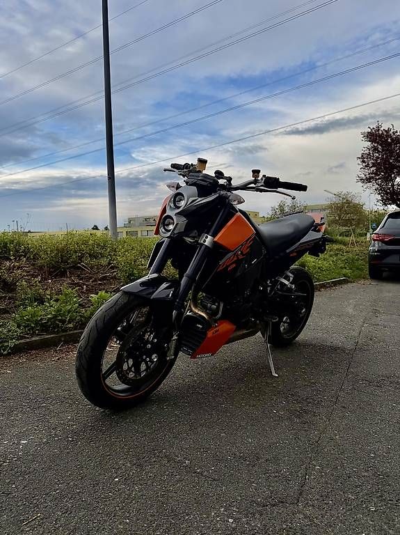 Strasse:  KTM Duke 690  wenig km  Preis verhandelbar – Gebraucht aus Wädenswil von dom_pz5d