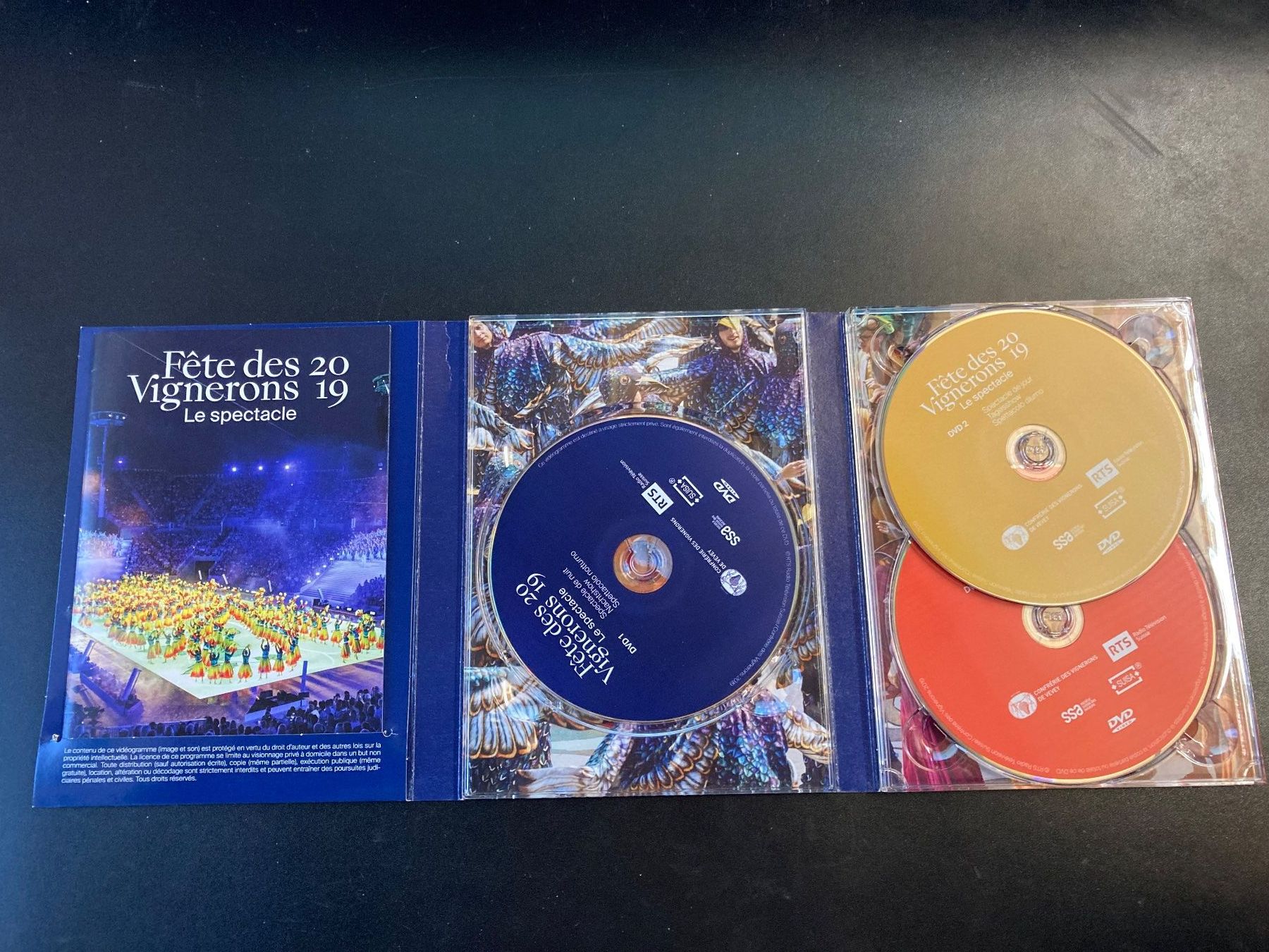 Tutti i DVDs: DVD "Fête des Vignerons 2019" – Nuovo (secondo la descrizione) da Grafenried venduto da Dgr1 2