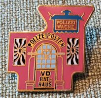 L720 - Pin Polizeiposten Polizei Wache VD Rathaus Basel