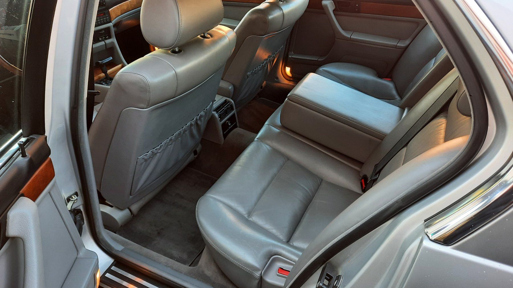 BMW Automobili: BMW 735i – Usato da Herzogenbuchsee venduto da GarageJuergHaslerAG 4