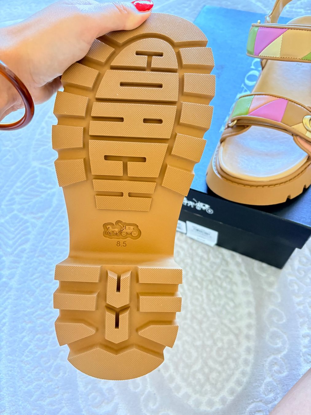 Coach Chaussures femmes: COACH BRYNN PLATFORM SANDALS – D'occasion à Zürich par jen_2b9j 5