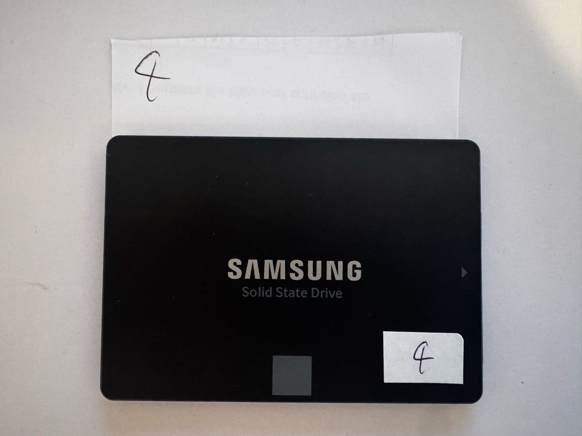 Samsung Harddisks: Samsung SSD 860 EVO 1TB [4] – Neu (gemäss Beschreibung) aus Reinach BL von leo_d9bs