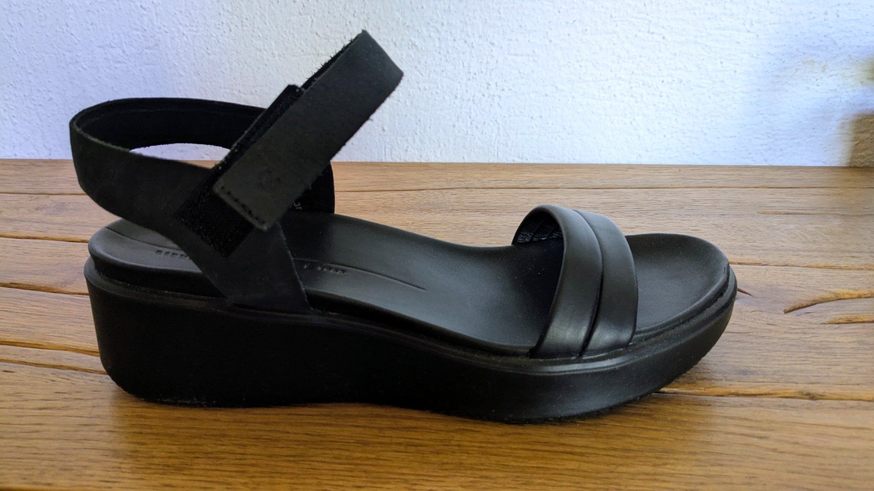 Ecco Damenschuhe: Ecco Sandale 38 – Neu (gemäss Beschreibung) aus Zürich von FloraMarie