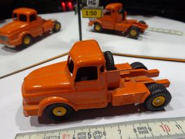 Willene  1:43 (ohne Box) Dinky FR    > (H6)