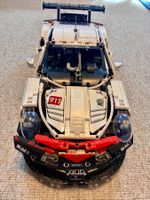 LEGO Technic 42096 Porsche 911 RSR – komplett aufgebaut