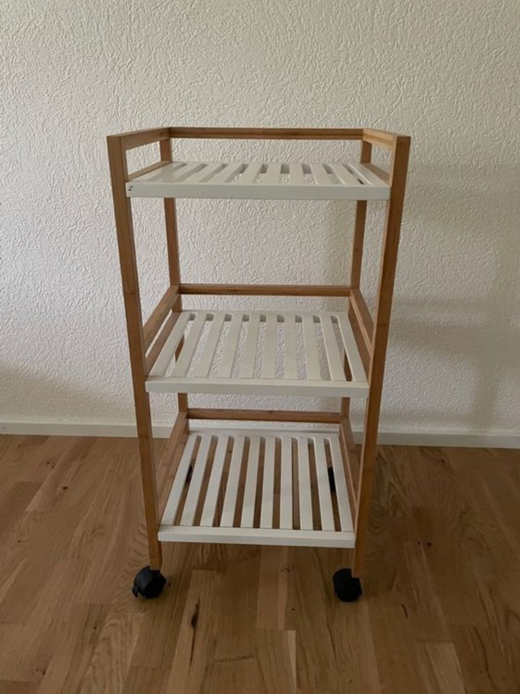 Banconi: Praktischer Rollwagen - Top Zustand! – Usato da St. Gallen venduto da charly92