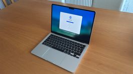 MacBook Air M2 2022 8GB 256GB Argent comme neuf
