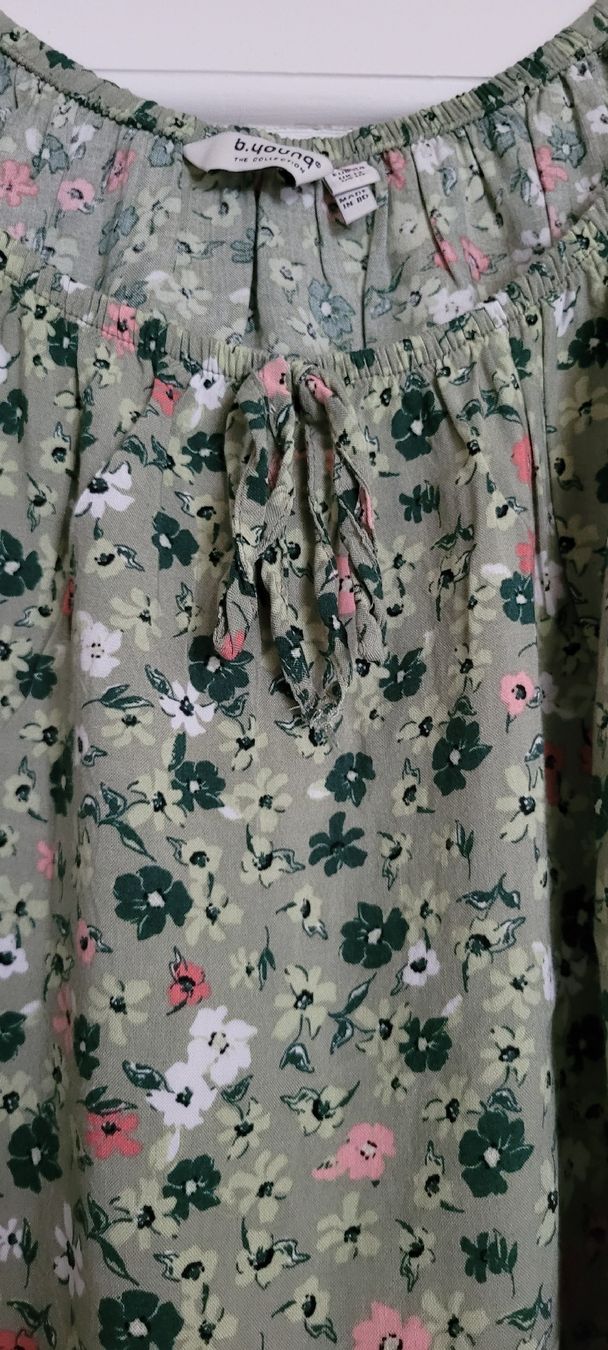 Camicette: Sommerliche Bluse mit Blumenmuster, Grösse M, Top Zustand – Usato da Neftenbach venduto da lifestyle_tp5m 1