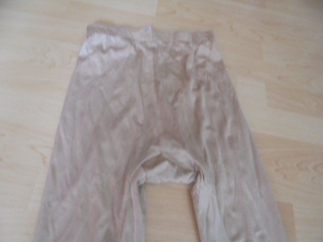 Sonstige Unterwäsche: Shapeware Hose Gr. 38 Haut – Gebraucht aus Hinwil von Glasperlen 6