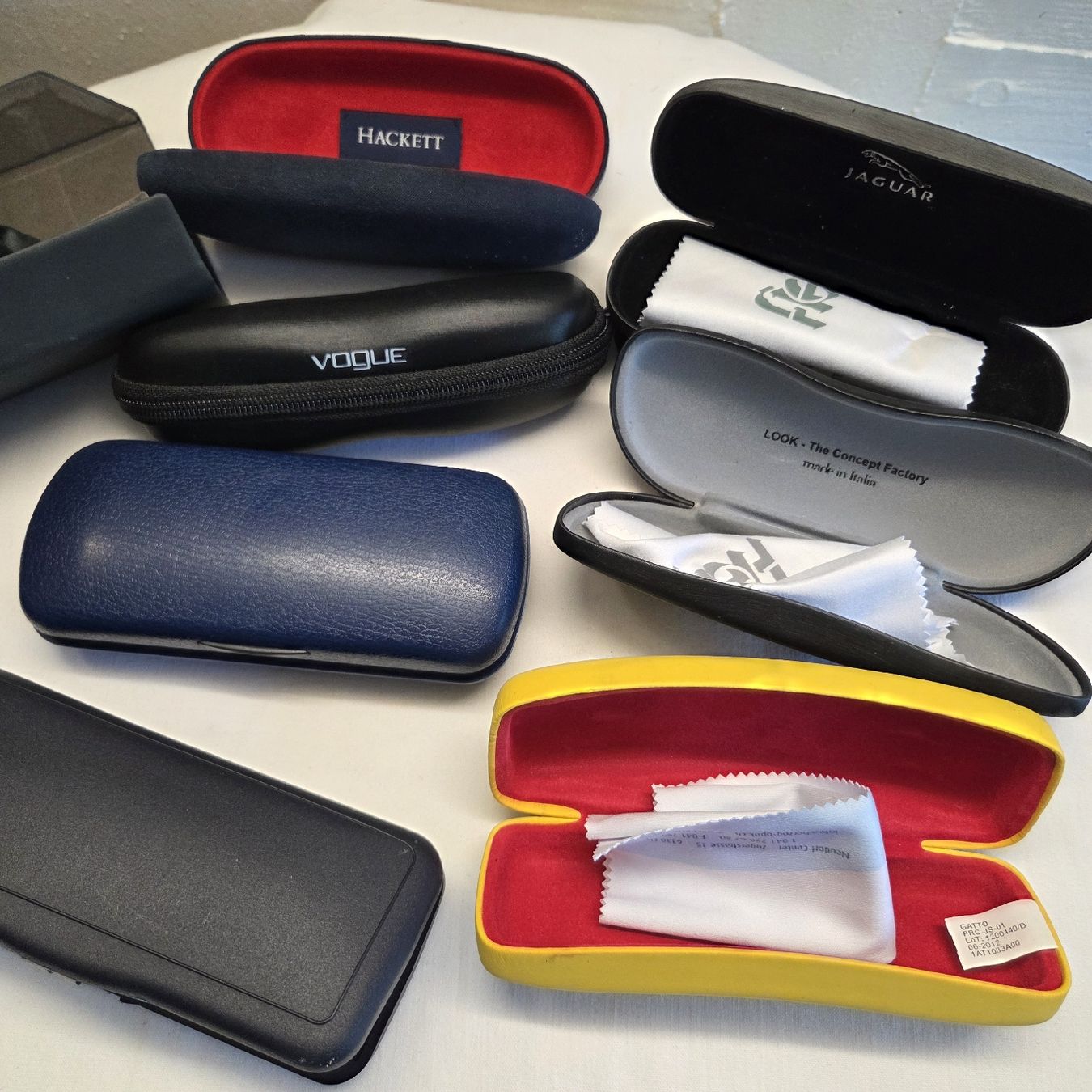 Sonstige Kleidung & Accessoires: Brillenetuis Konvolut – Gebraucht aus Stans von Ducati16 4