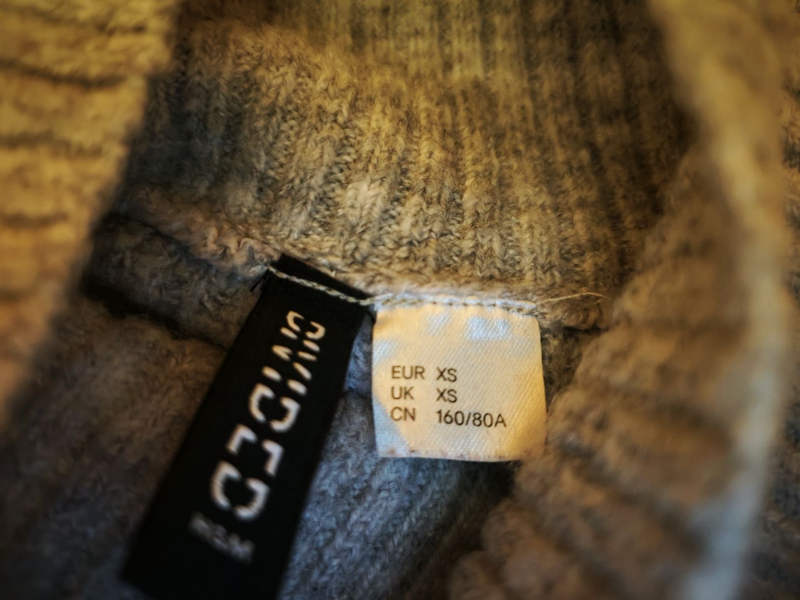 H&M Maglioni & Felpe: H&M Rollkragenpullover hellgrau Gr. XS-S – Usato da Adliswil venduto da coconut1289 8