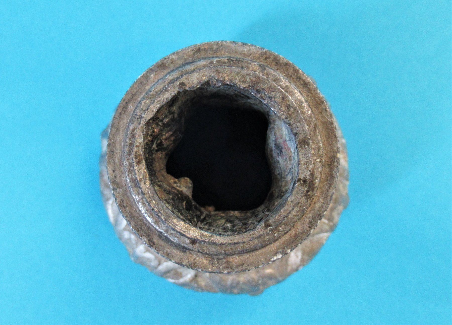 Vasi & Recipienti: Metallvase Metallgefäss antik – Usato da Unterengstringen venduto da orpheo13 2