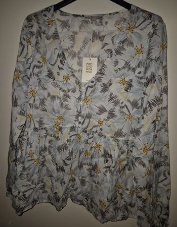 nile bluse gr. M, neu