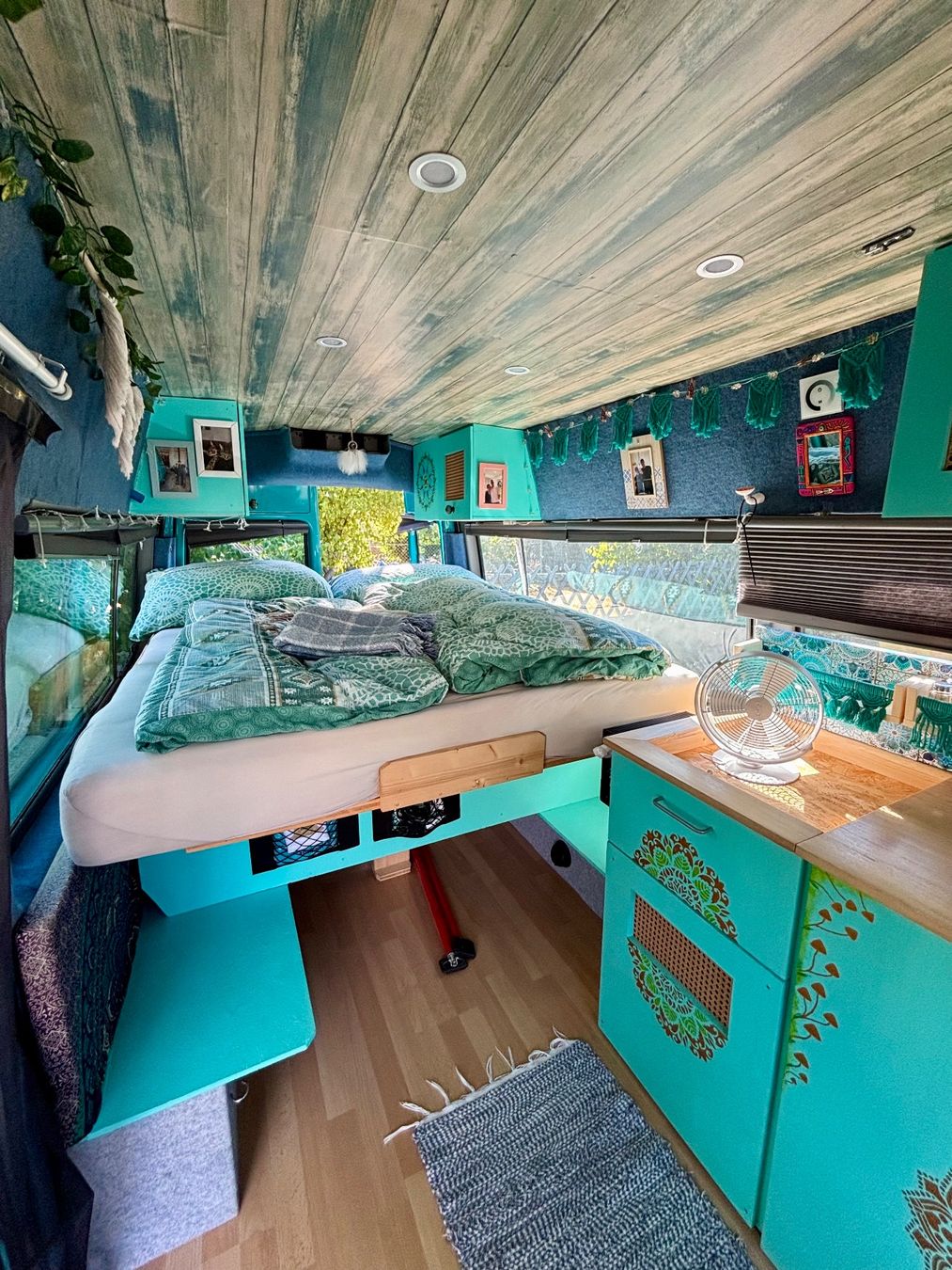 Mercedes-Benz Véhicules de camping: Mercedes Sprinter Camper Van Wohnmobil – D'occasion à Niederlenz par lis_ly9v 2