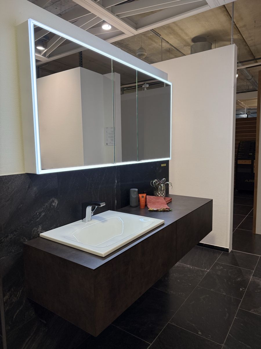 Mobili per bagno: Deluxe Badmöbelset – Nuovo (secondo la descrizione) da Amriswil venduto da deluxe_bad