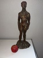 Grosse Frauenskulptur in Gips, um 1920