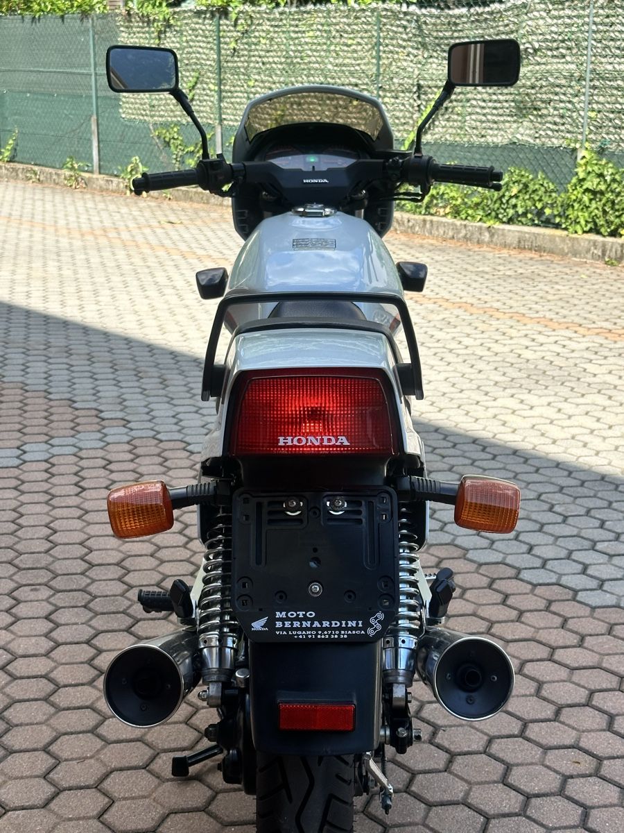 Strada: HONDA VT 500 E – Usato da Locarno venduto da vas_cvf9 3