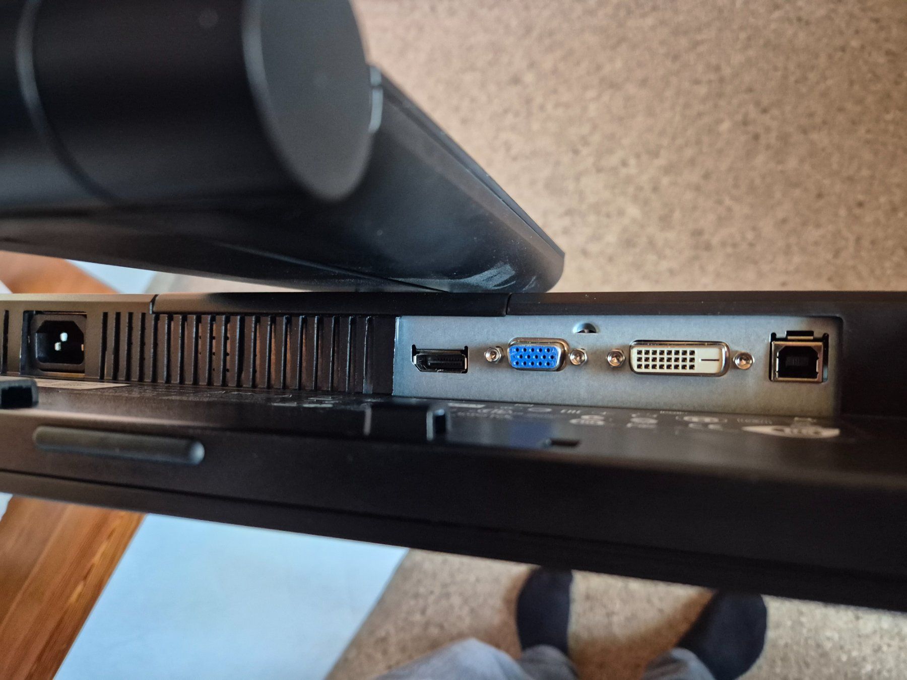 Monitor: 2 HP-Bildschirme 23 Zoll – Usato da Weissbad venduto da pat_mp8c 4