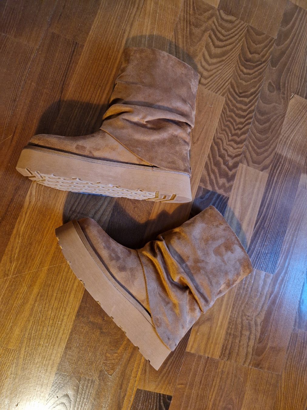 Guess Scarpe da donna: GUESS Deinnda Stiefel, Gr. 37.5 – Nuovo e nell'imballaggio originale da Zürich venduto da stefanella 1