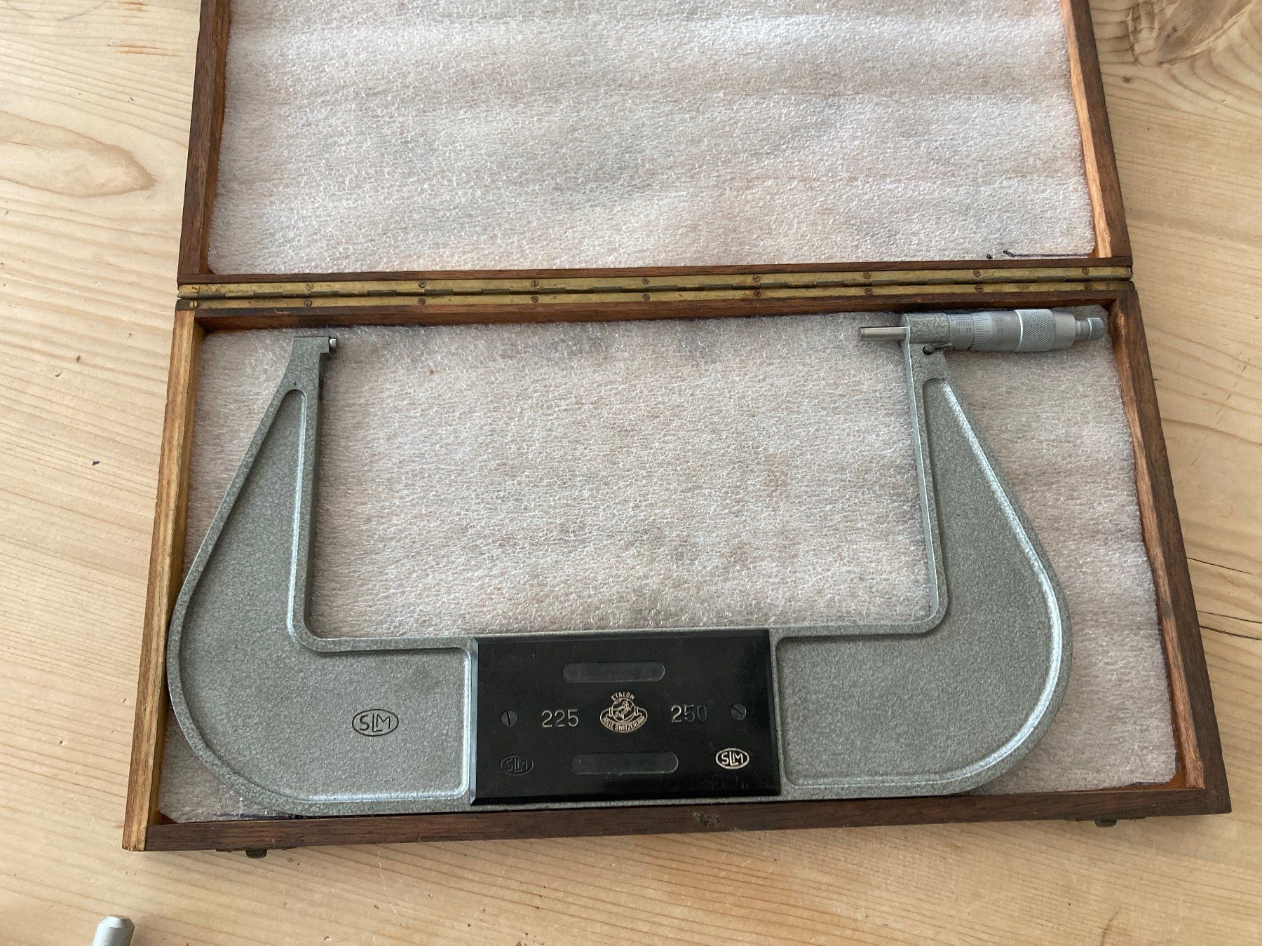 Messen: Mikrometer ETALON 225-250mm – Gebraucht aus Steinhausen von Schneetiger