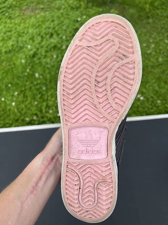 Damenschuhe: Adidas Sneaker dunkelbraun Grösse 38 – Gebraucht aus Geroldswil von Nadine_Bosshard 4
