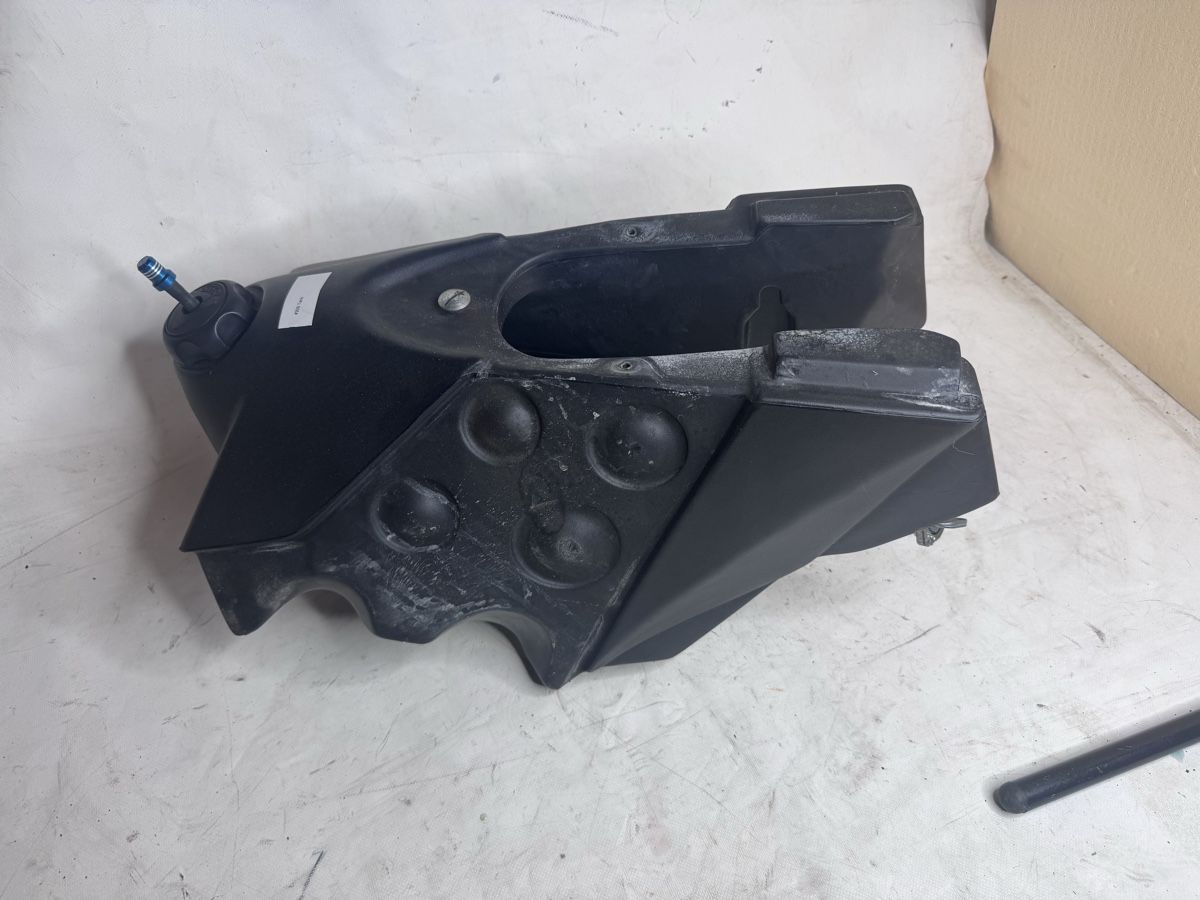 Accessori per altri veicoli: Husaberg 650 Tank #209 – Usato da Koppigen venduto da Lulu991